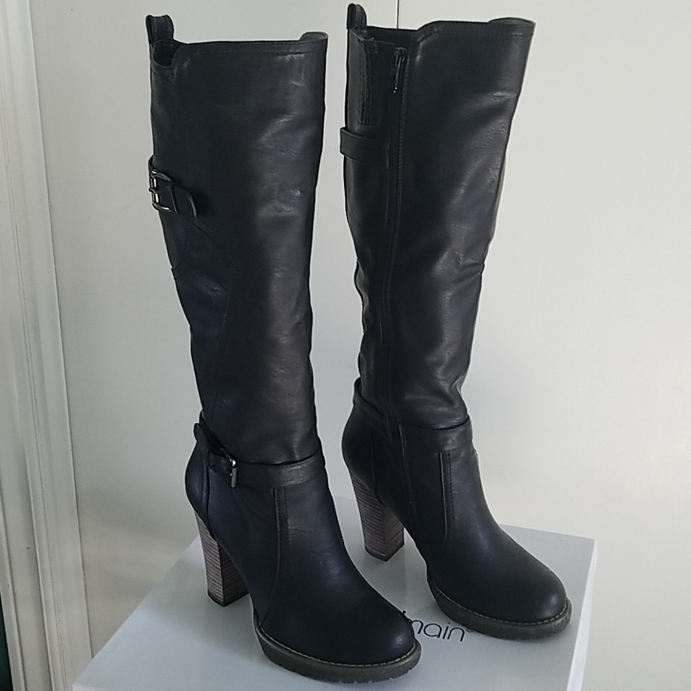 Leather heeled boot
